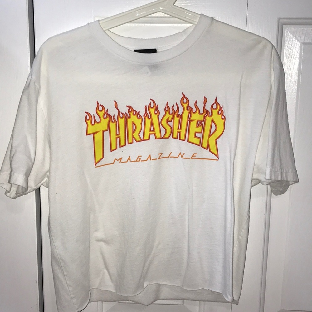 Cropped thrasher tee